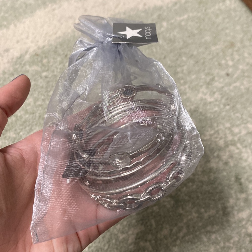 Silver Bangle Set NWT - Picture 2 of 5